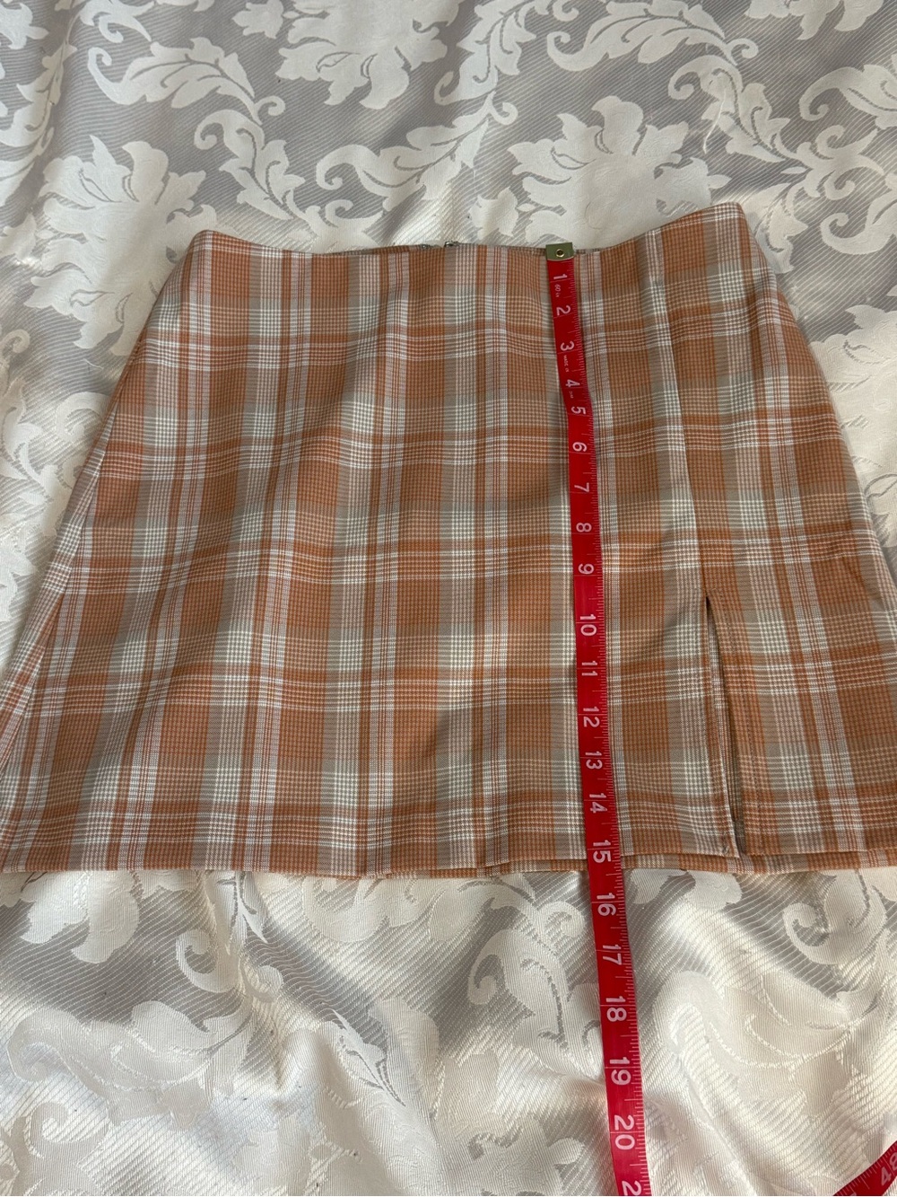 Sunday Best Aritzia Tatiana Plaid Mini Skirt Size 6 Camel Beige - Picture 6 of 8